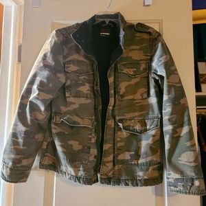 The awesome Ladies Camouflage jacket!! Perfect for your favorite Camouflage look